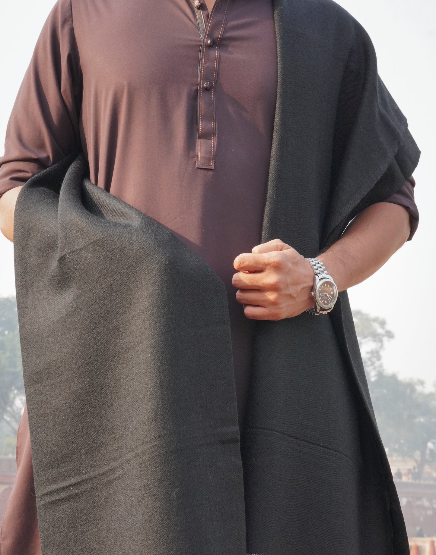 Classic Wool Shawl - Black