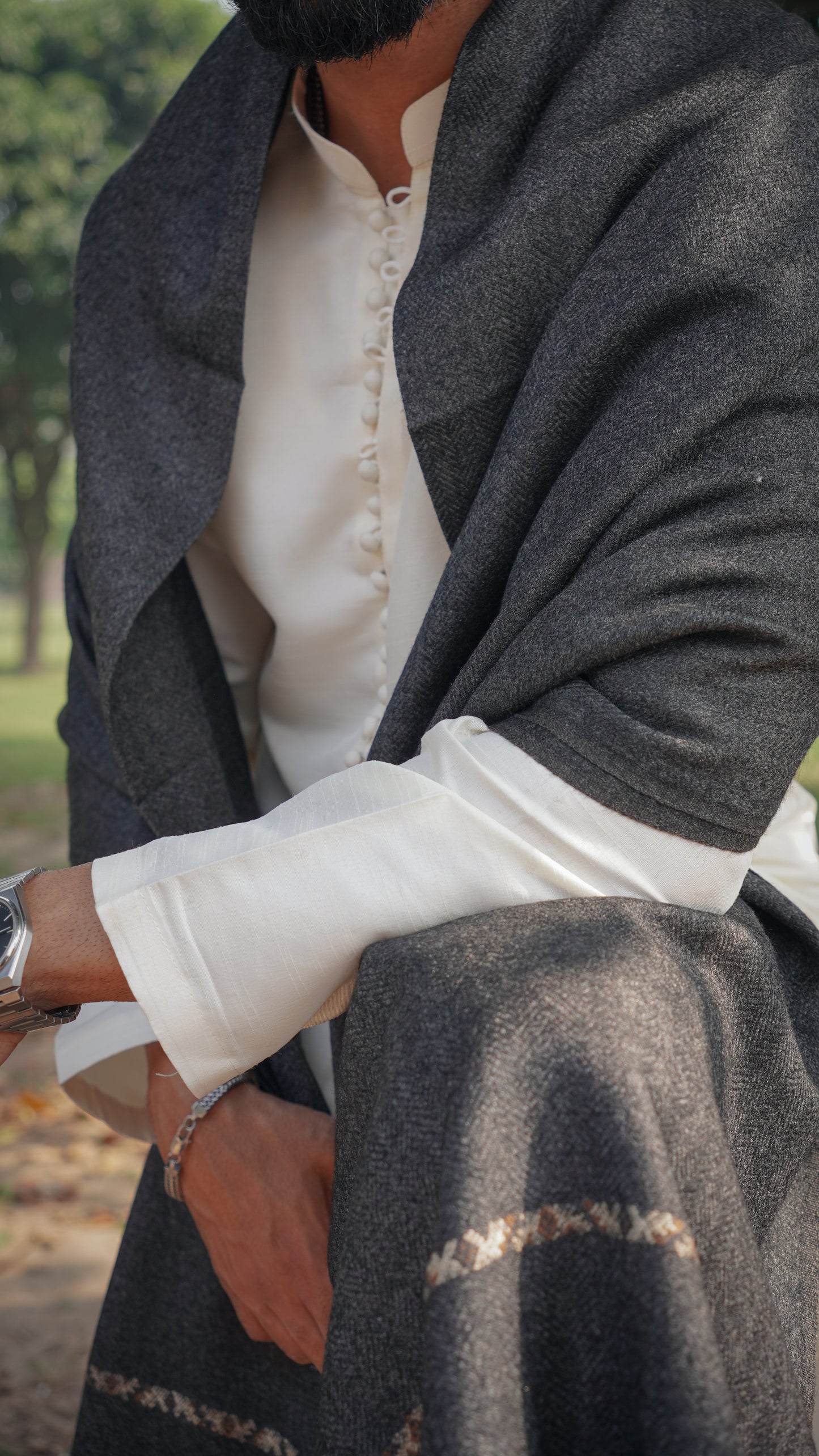 Elite Wool Shawl- Charcoal Grey